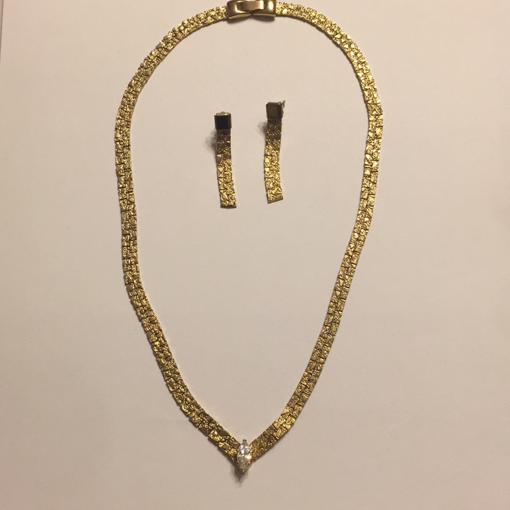 Gold nugget necklace & Earrings lookalike